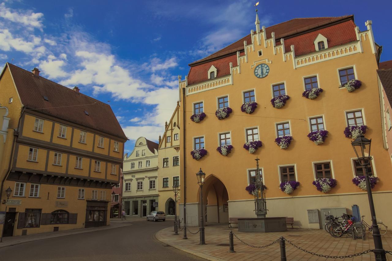 Stadthotel Donauwoerth Exterior photo